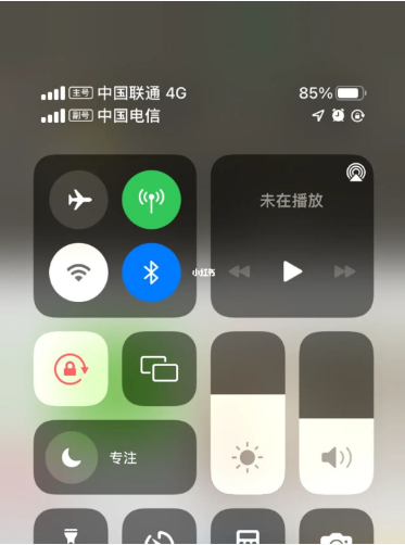 镇远苹果手机维修分享iPhone双卡信号解决办法 