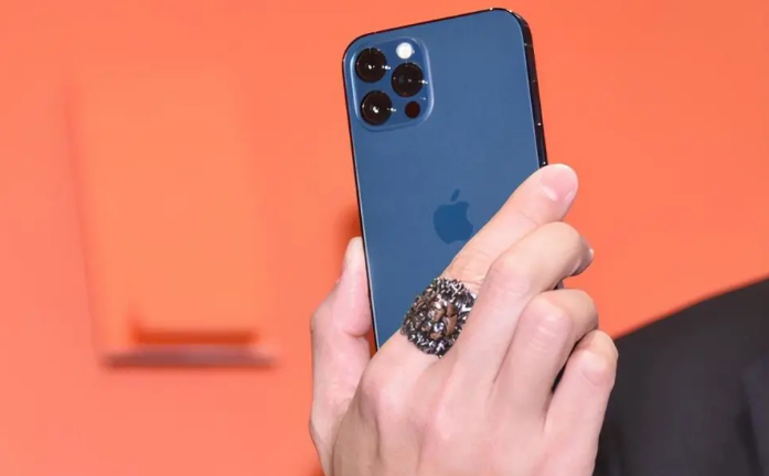 镇远苹果手机维修分享iPhone12系列重启方法教程 